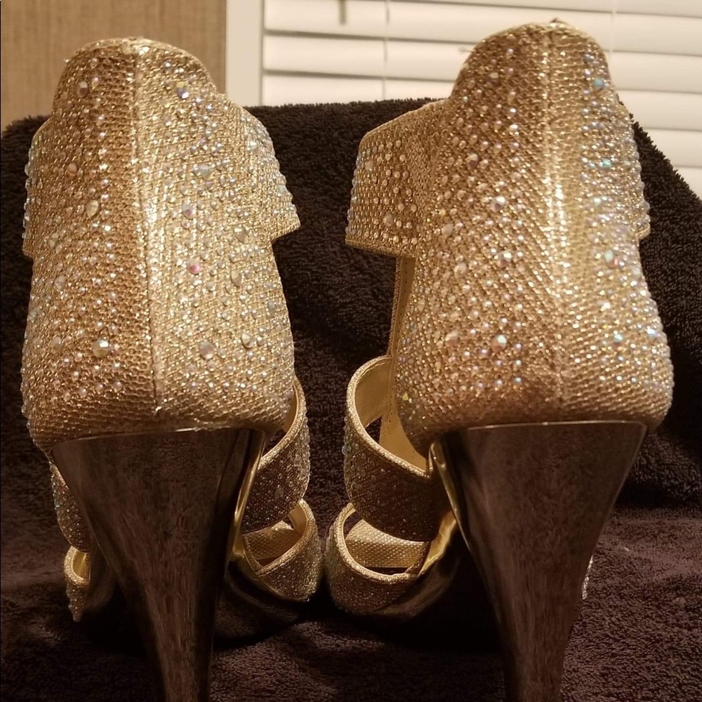 Homecoming shoes - Picture 4 of 7